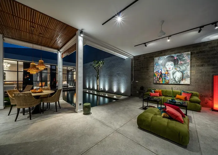 Rouge - Loft Minado Villa *